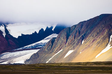 Natur - Naturen på øya er dramatisk og vakker Natur - Naturen på øya er dramatisk og vakker